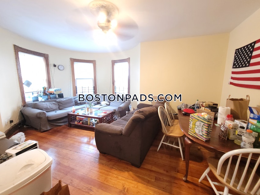 BOSTON - MISSION HILL - 5 Beds, 2 Baths - Image 34