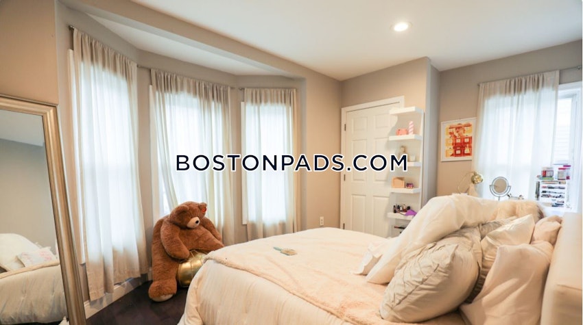 BOSTON - ALLSTON - 3 Beds, 1.5 Baths - Image 4