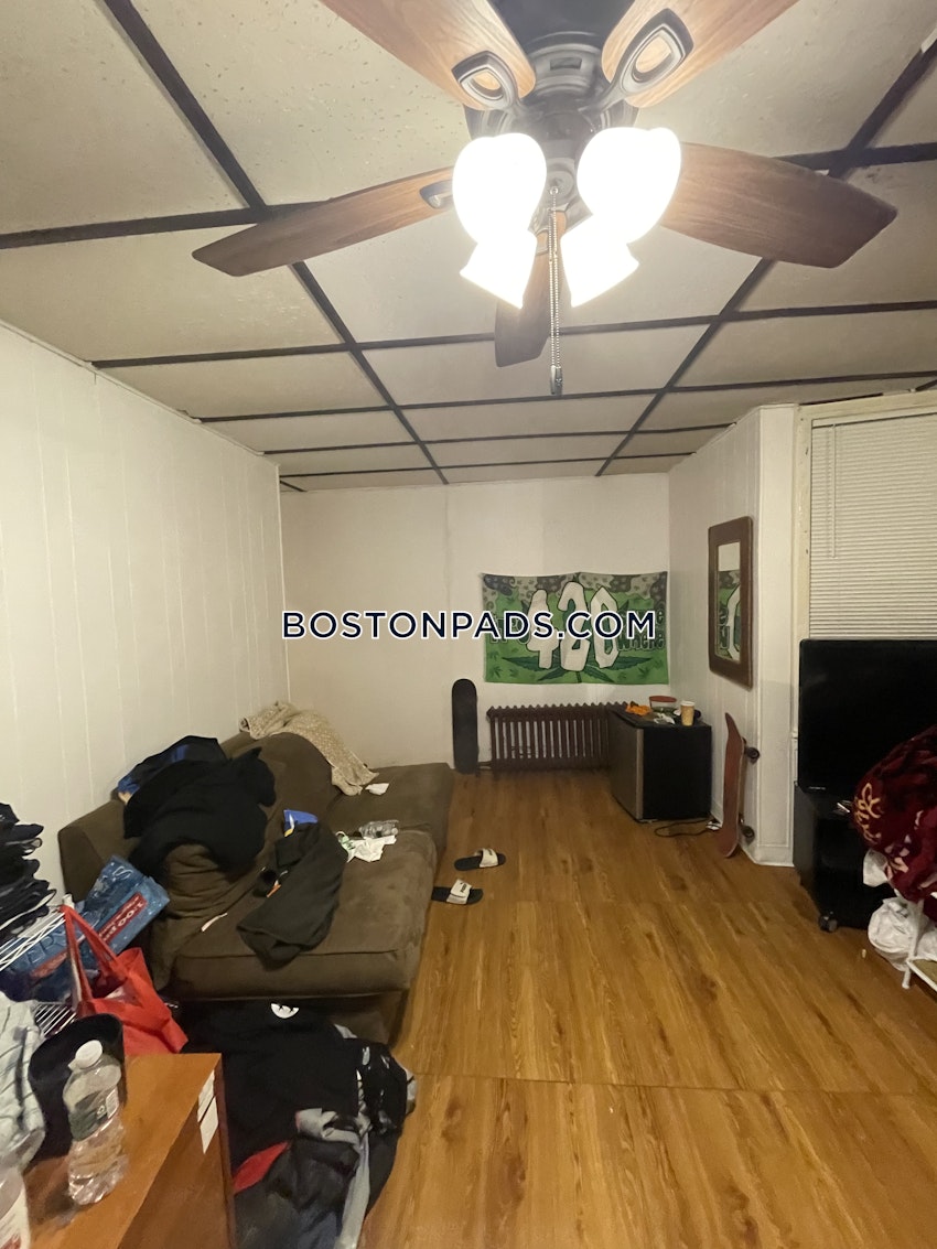 BOSTON - LOWER ALLSTON - 3 Beds, 1 Bath - Image 10