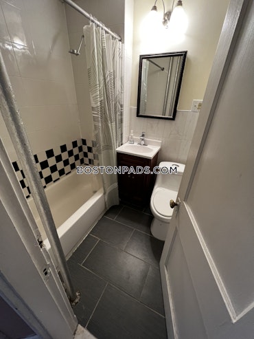 Boston - 3 Beds, 1 Baths