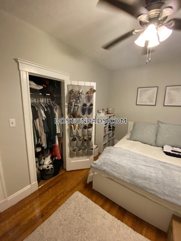 Boston - 2 Beds, 1 Baths