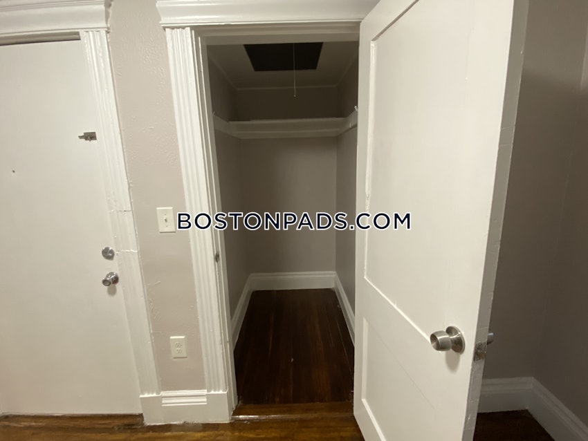 BOSTON - ROXBURY - 4 Beds, 1.5 Baths - Image 7