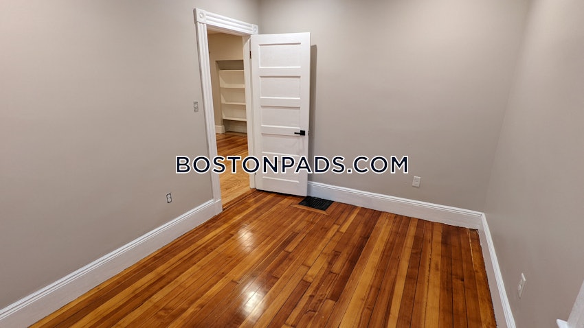 BOSTON - DORCHESTER/SOUTH BOSTON BORDER - 3 Beds, 2 Baths - Image 18