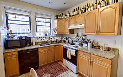 Brookline Apartment for rent 3 Bedrooms 1 Bath  Coolidge Corner - $4,100