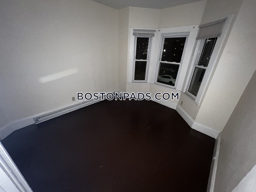 CAMBRIDGE- EAST CAMBRIDGE - 2 Beds, 1 Bath - Image 8