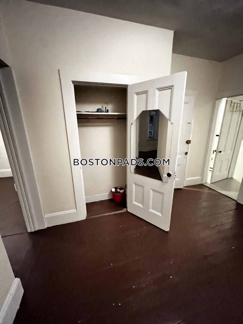 CAMBRIDGE- EAST CAMBRIDGE - 2 Beds, 1 Bath - Image 7