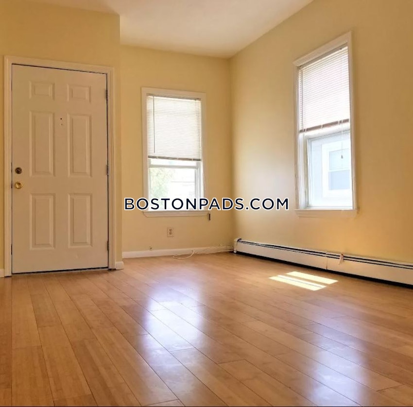 BOSTON - ALLSTON - 4 Beds, 2 Baths - Image 3