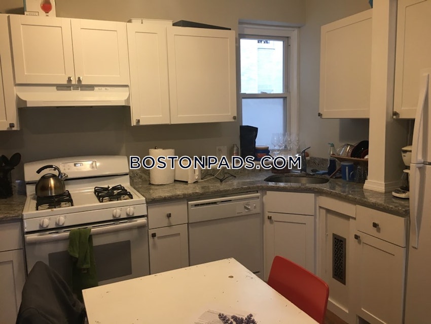 BOSTON - ALLSTON - 3 Beds, 2 Baths - Image 1