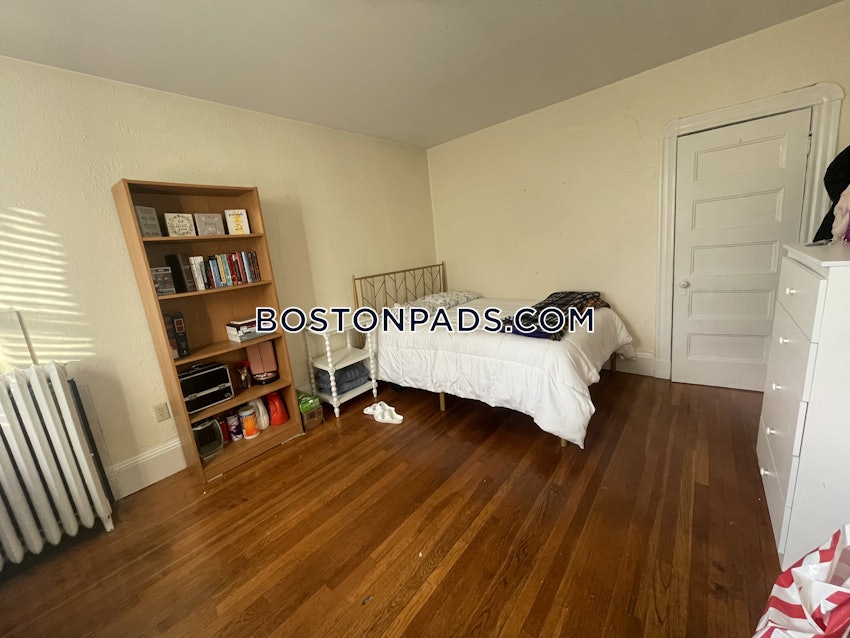 BOSTON - BEACON HILL - 3 Beds, 2 Baths - Image 8