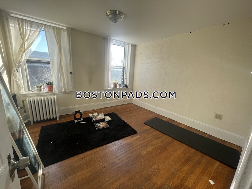 BOSTON - BEACON HILL - 3 Beds, 2 Baths - Image 9