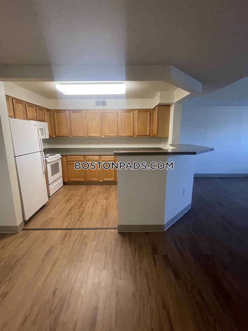 QUINCY - WEST QUINCY - 2 Beds, 2 Baths - Image 26