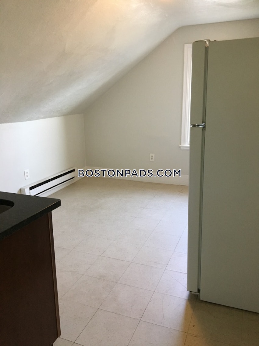 BOSTON - ALLSTON - 1 Bed, 1 Bath - Image 7