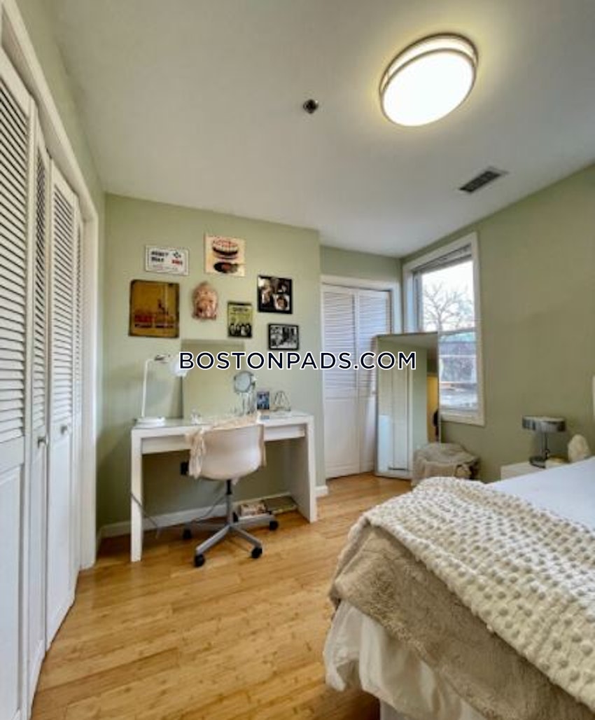 BOSTON - ALLSTON - 4 Beds, 2 Baths - Image 10