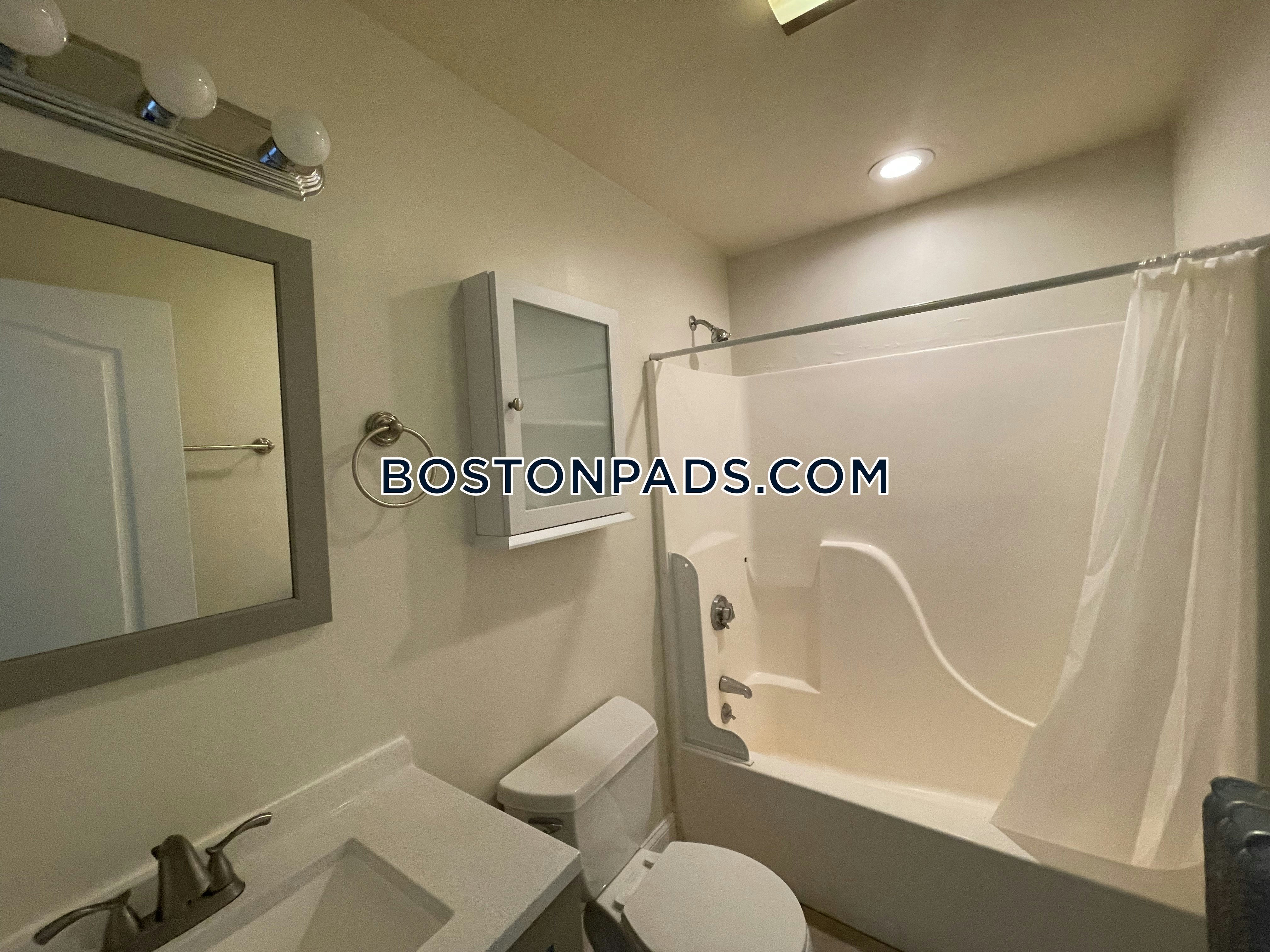 Boston - 3 Beds, 1 Baths