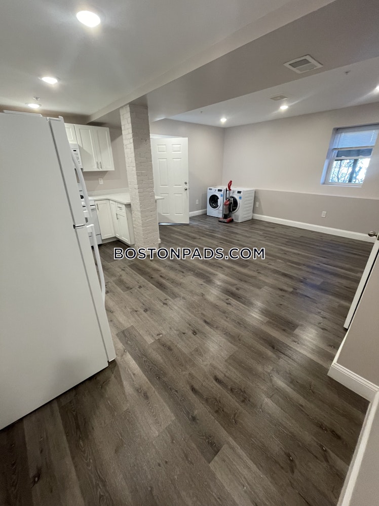 Hartwell St., Boston