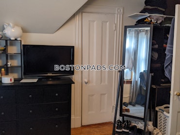 Boston - 1 Beds, 1 Baths