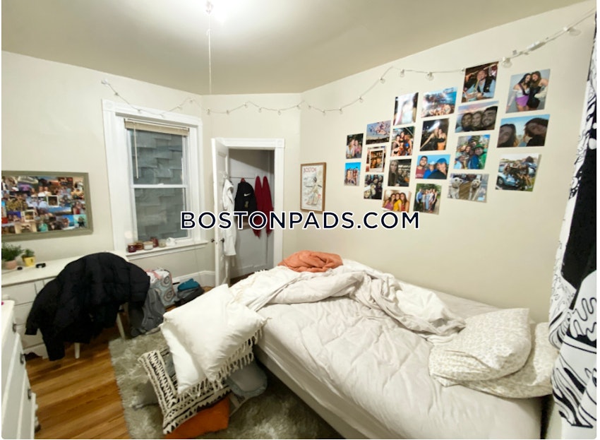 BOSTON - MISSION HILL - 3 Beds, 2 Baths - Image 5