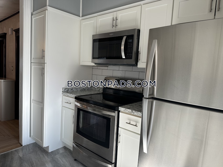 MEDFORD - TUFTS - 7 Beds, 2 Baths - Image 2