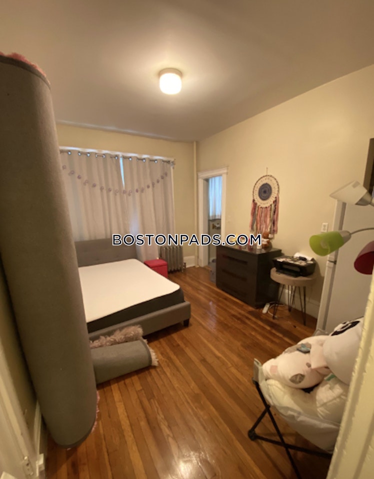 Hemenway St., Boston