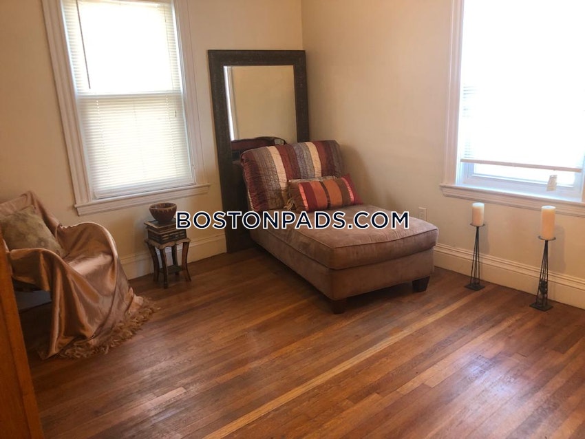 BOSTON - ROXBURY - 5 Beds, 1 Bath - Image 1