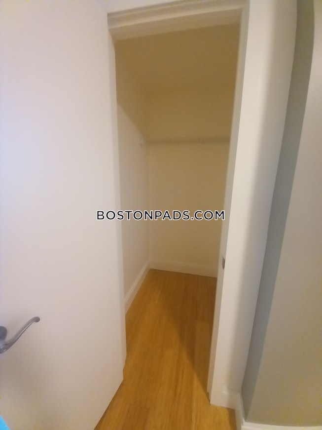 Boston - $4,200+ /mo