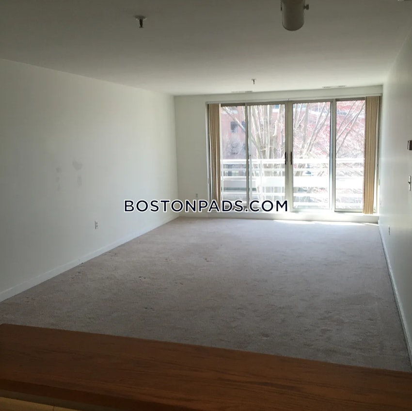 CAMBRIDGE - LECHMERE - 1 Bed, 1 Bath - Image 12