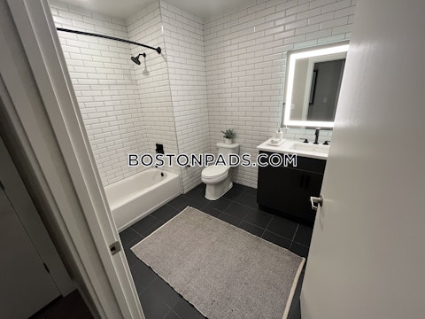 Charles St. Cambridge photo 30