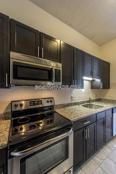 Boston - 1 Beds, 1 Baths