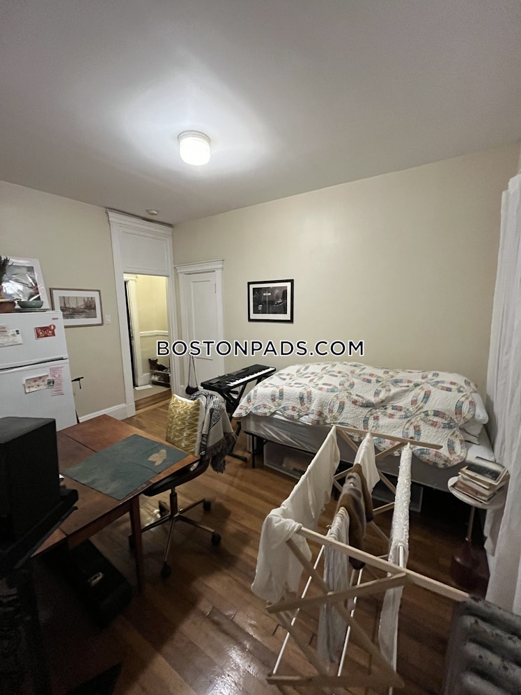 Hemenway St., Boston