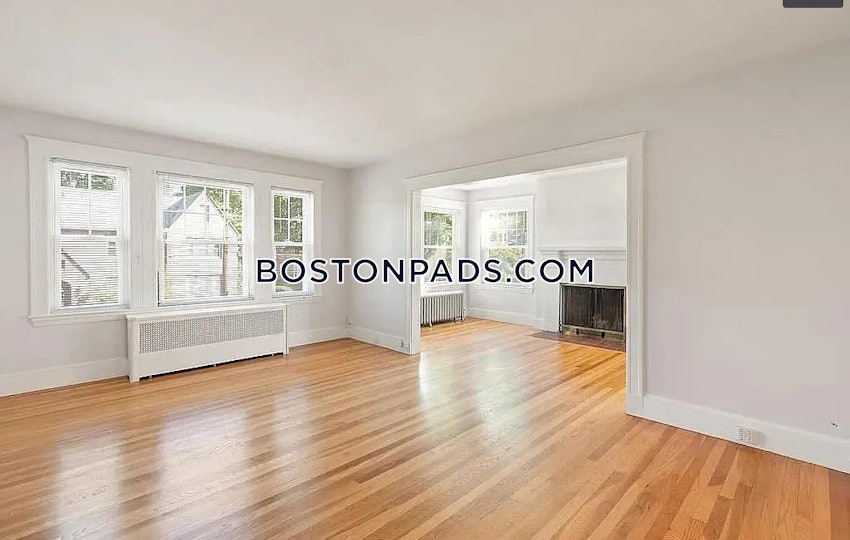 NEWTON - CHESTNUT HILL - 4 Beds, 1 Bath - Image 7