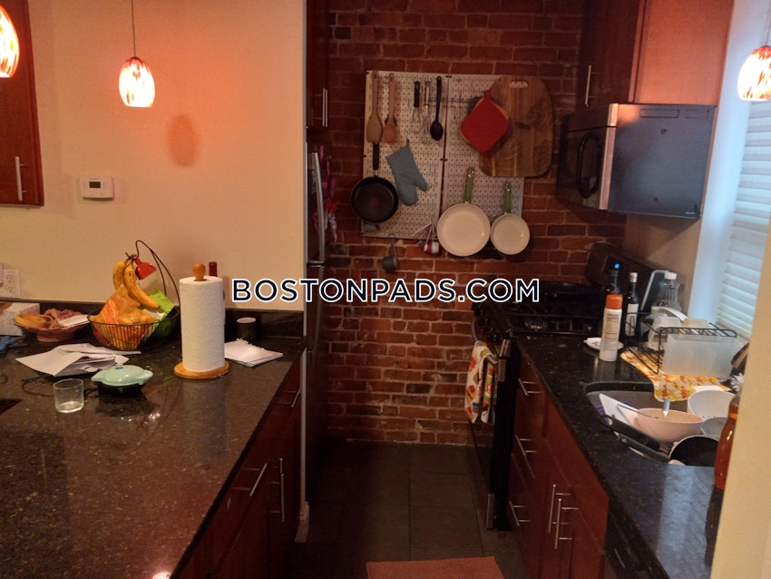 BOSTON - NORTHEASTERN/SYMPHONY - 3 Beds, 2 Baths - Image 14