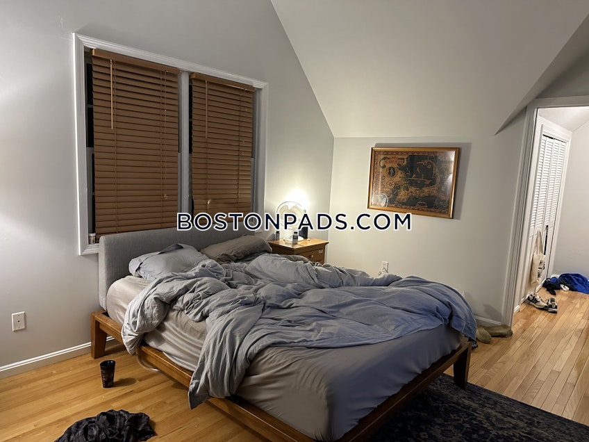 Boston - $7,900+ /month