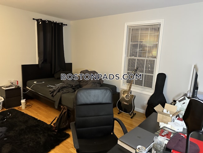 Boston - $7,900+ /mo