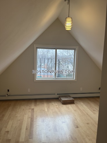 Boston - 2 Beds, 1 Baths