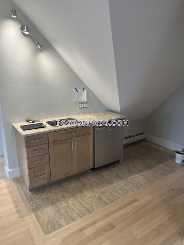 Boston - 2 Beds, 1 Baths