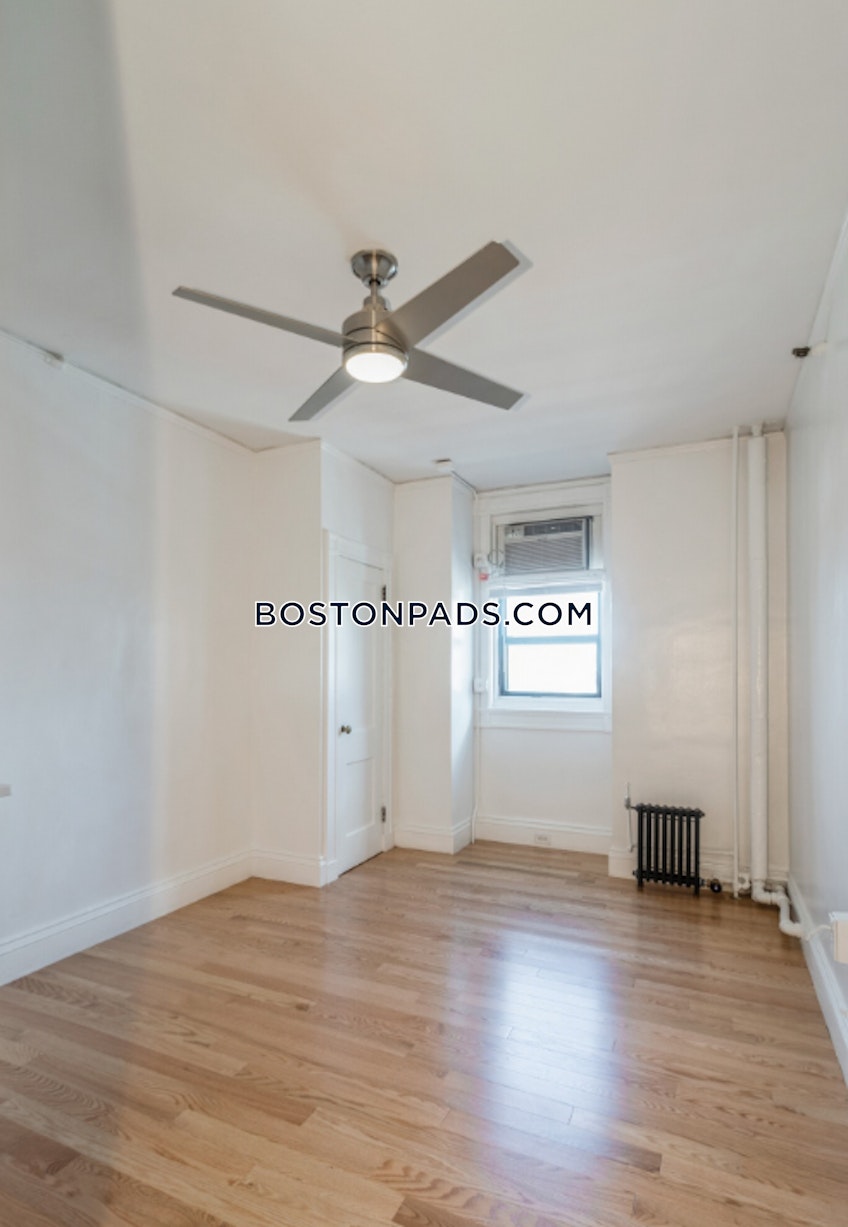 Boston - $2,300+ /month