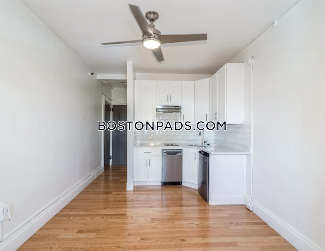 Boston - $2,300+ /mo