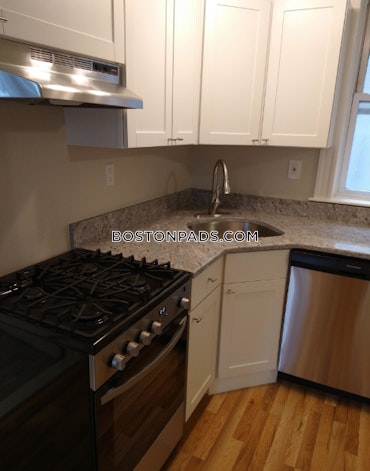 Boston - 2 Beds, 1 Baths