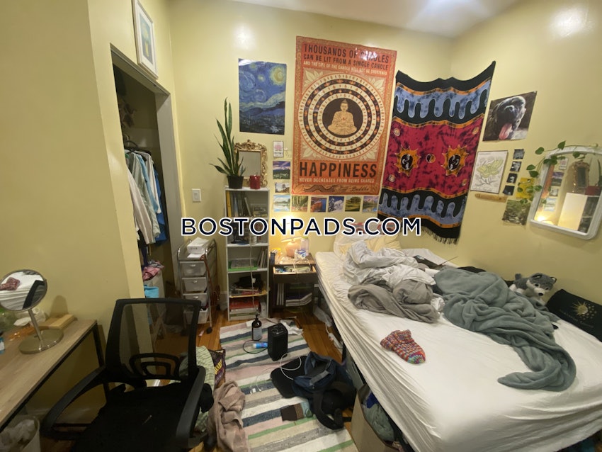 BOSTON - FORT HILL - 2 Beds, 1 Bath - Image 6