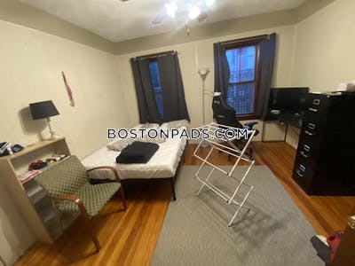 Somerville Apartment for rent 4 Bedrooms 1 Bath  Tufts - $4,800