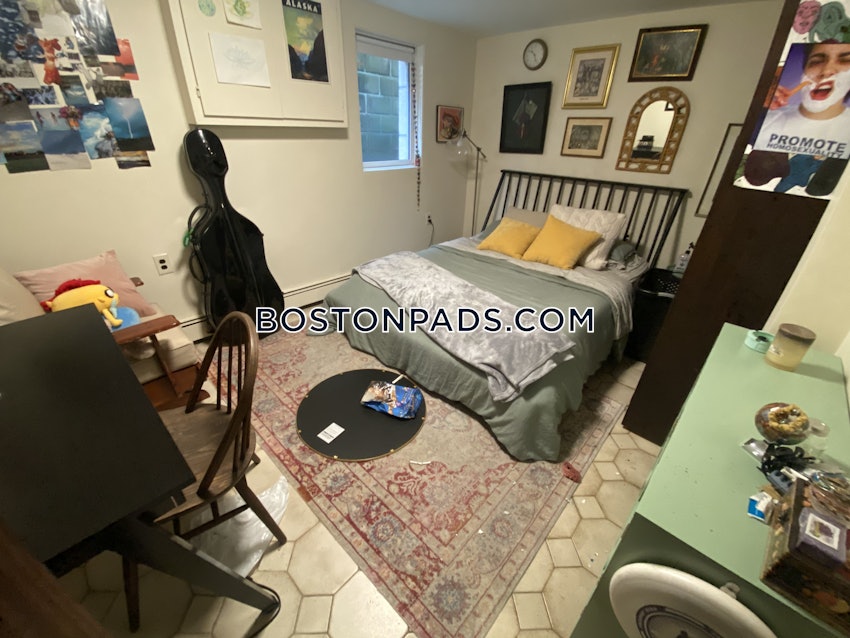 SOMERVILLE - TUFTS - 4 Beds, 2 Baths - Image 41