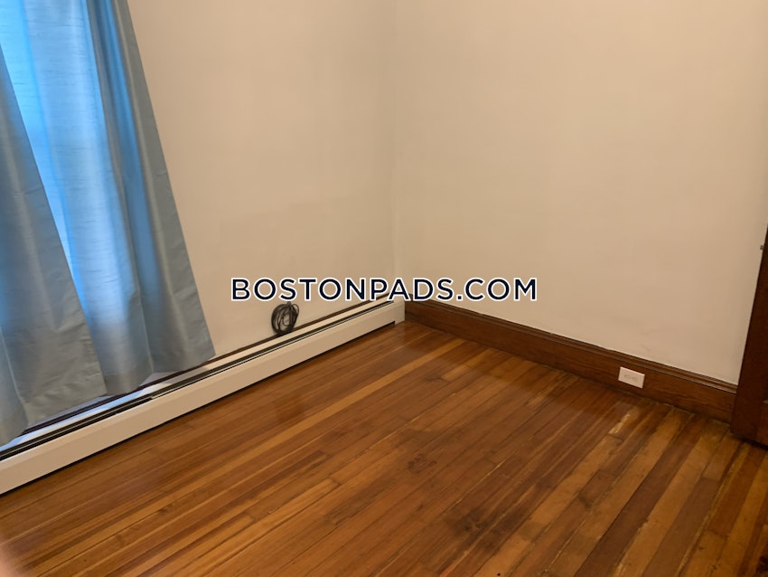 BOSTON - BRIGHTON - OAK SQUARE - 4 Beds, 2 Baths - Image 6