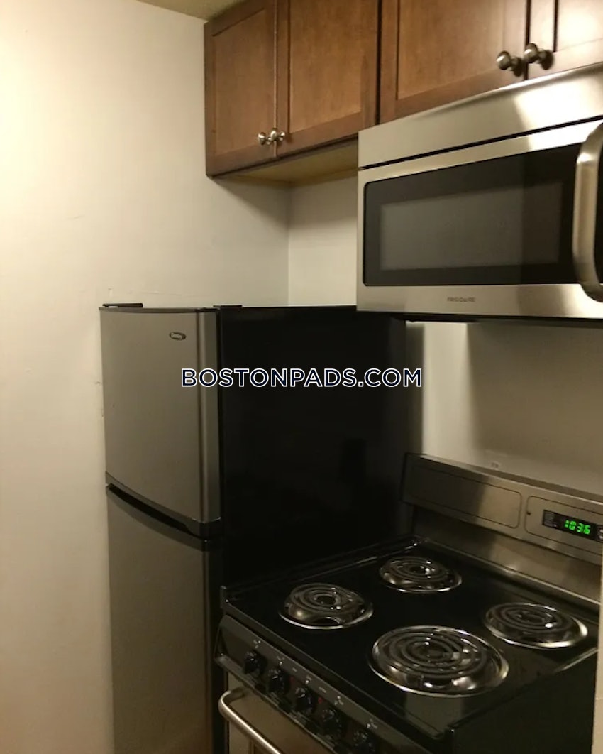 BOSTON - BAY VILLAGE - 1 Bed, 1 Bath - Image 1