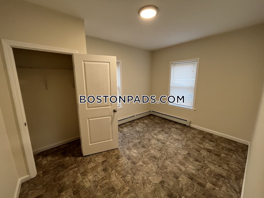 REVERE - 3 Beds, 1 Bath - Image 18