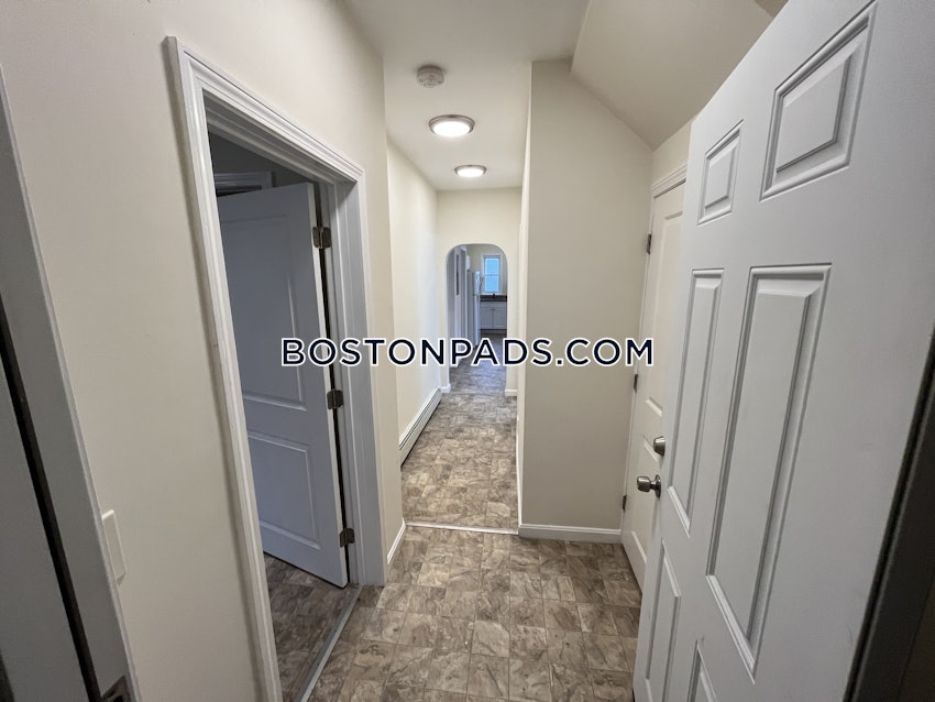 REVERE - 3 Beds, 1 Bath - Image 15