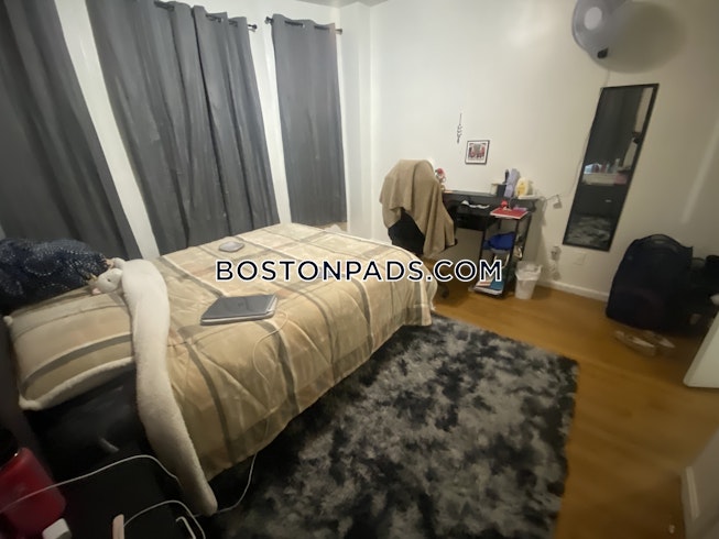 Boston - $4,600+ /mo
