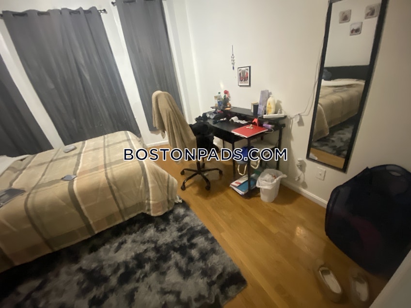 Boston - $4,600+ /month