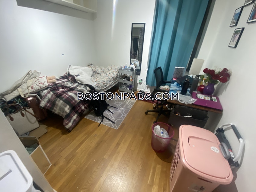 Boston - $4,600+ /month