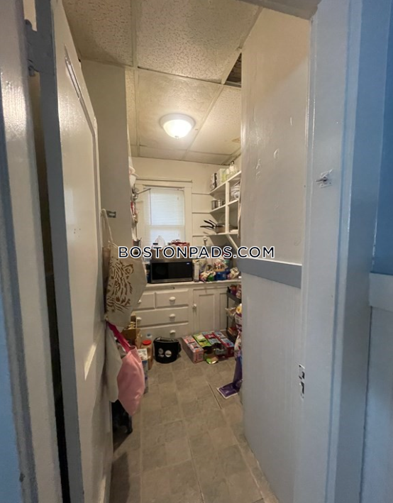 Somerville - 3 Beds, 1 Baths