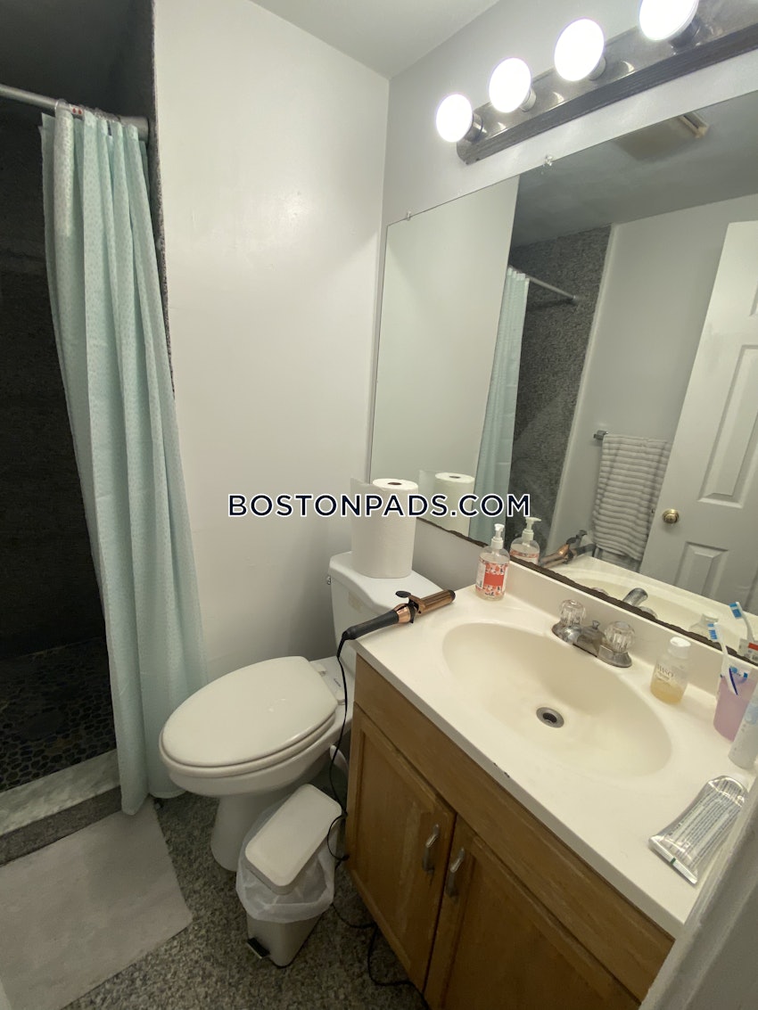 BOSTON - NORTHEASTERN/SYMPHONY - 3 Beds, 2 Baths - Image 25